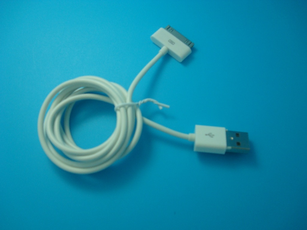 工厂直销iPhone 4数据线 1.5米白色苹果数据线，手机配件的超值之选